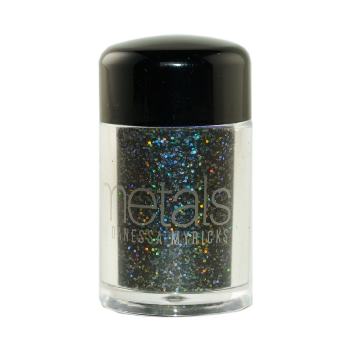 Danessa Myricks Metals ����������� ������� ��� ���� � ���� Black Star 